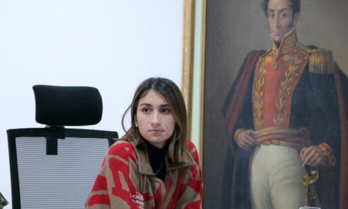 Continúa la polémica que envuelve a Laura Sarabia