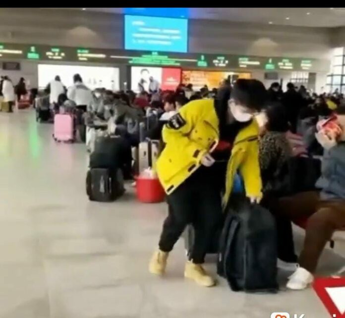 Robo de maletas en aeropuertos-ifmnoticias