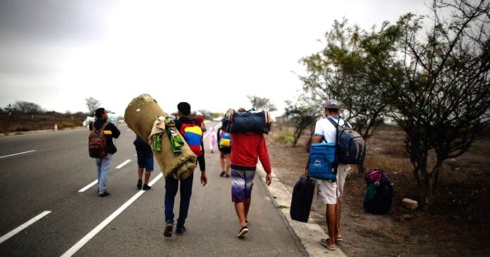 Un migrante narra su peligrosa travesía en la selva del Darién en su camino hacia Centroamérica