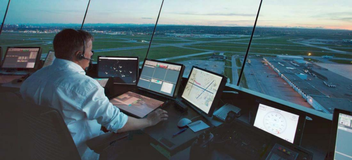 Controladores Aéreos