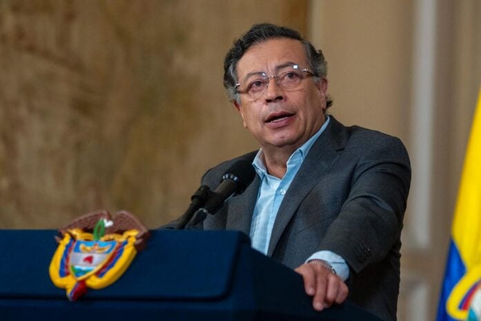 El presidente se pronunció sobre la situación en Venezuela a propósito del cumplimiento de los 8 meses de retención del político de oposición Enrique Márquez. Foto: prensa Presidencial.