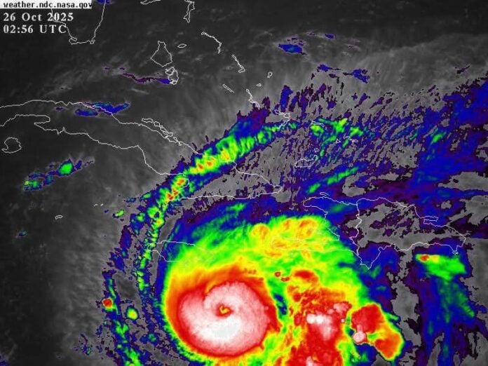 Hurcán Melissa asciendió a categoría 5